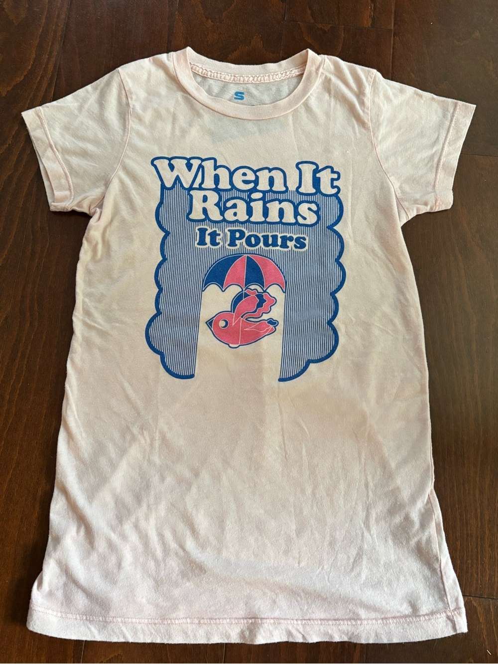Vintage Soft Blush Pink T-shirt, Local Celebrity, When It Rains It Pours, Size S